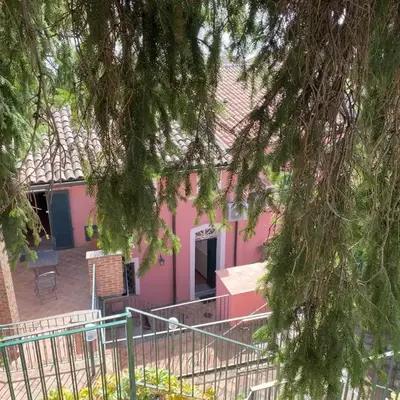 Le corti dell'Etna
