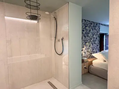 Bagno di Juliet Suites I