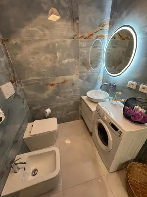 Bagno di Home i Due Obelischi