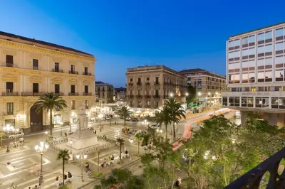 Vista generica su Catania o vista sulla città dall'interno dell'affittacamere