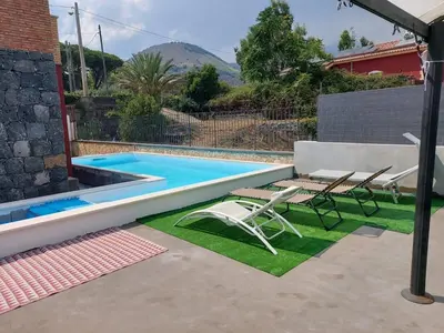 Piscina di Giardino d'Estate - Villa con piscina o nelle vicinanze