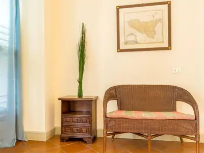 Area soggiorno di Apartment Wohnung in Riposto mit Terrasse by Interhome