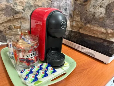 Set per la preparazione di tè e caffè presso Lavica