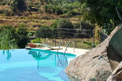 Piscina di Villa Delle Antiche Terme Romane o nelle vicinanze