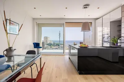 Planimetria di Top-Floor Sea View with Pool Access