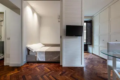 TV o dispositivi per l'intrattenimento presso GuestHost - Mediterranean Home - Central Cozy Studio in Catania