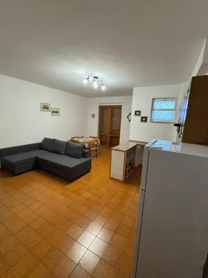Area soggiorno di A montagna e u mari home