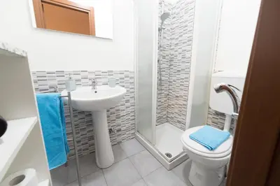 Bagno di Tra L'Etna E Il Mare B&B
