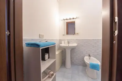 Bagno di Tra L'Etna E Il Mare B&B