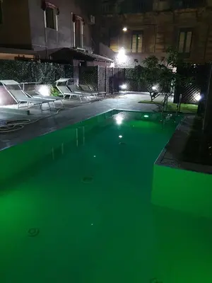 Piscina di San Max Hotel o nelle vicinanze