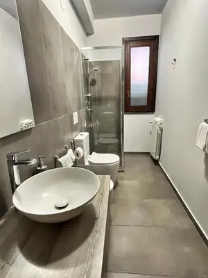 Bagno di B&B Epos Acitrezza