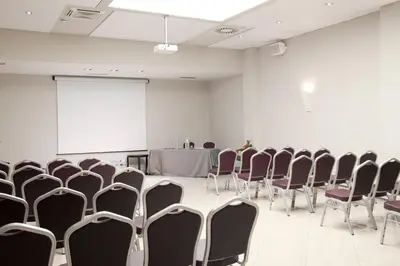 Zona business o sala conferenze di Plaza Hotel Catania