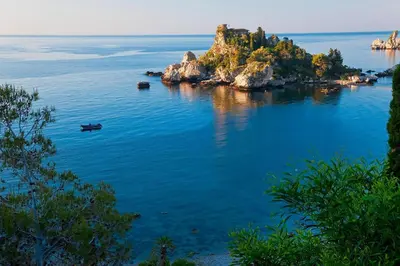 Paesaggio naturale nelle vicinanze della casa vacanze