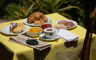 Cibo presso l'hotel o nelle vicinanze