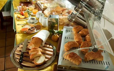 Cibo presso l'hotel o nelle vicinanze