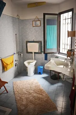 Bagno di Casa Verdi - House of Travelers