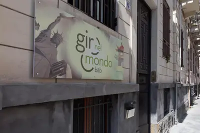Certificato, attestato, insegna o altro documento esposto da Giro nel mondo