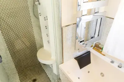 Bagno di Villa Oras
