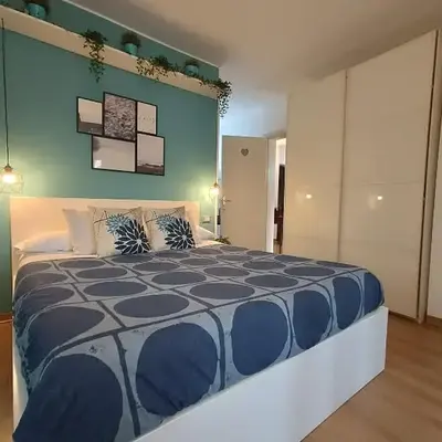 La casa di carta in piazza stesicoro