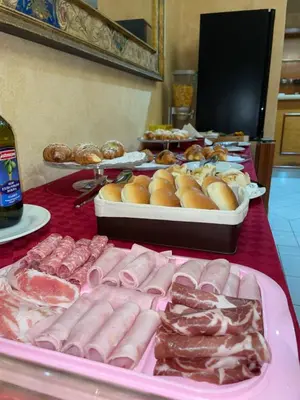 Cibo presso l'affittacamere o nelle vicinanze