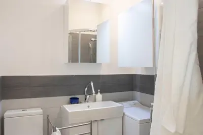 Bagno di Villa Carlino House
