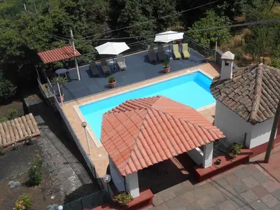 Piscina di Al Villino Sunrise appartamento in villa con piscina o nelle vicinanze