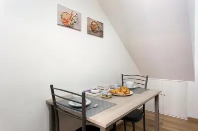 Cibo presso l'appartamento o nelle vicinanze