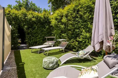 Giardino di Luxury Panoramic Loft with heated pool near Catania, Taormina, the Sea and Mount Etna by SicilianRelaxingHomes