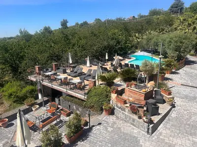 Piscina di B&B Dimora dell' Etna o nelle vicinanze