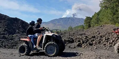 Ospiti di Etnasentieri Wine house on Etna mount
