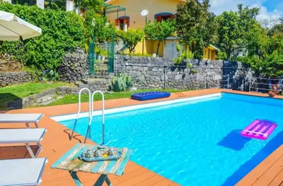 Piscina di Villa 'Nduccia o nelle vicinanze