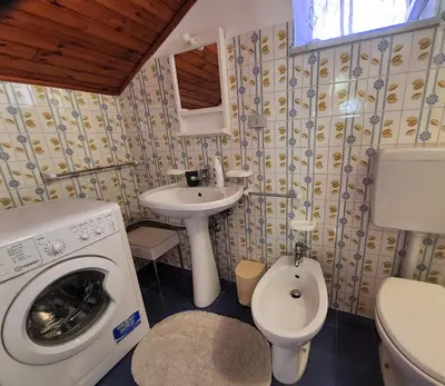 Bagno di Casa sulla spiaggia di Santa Tecla