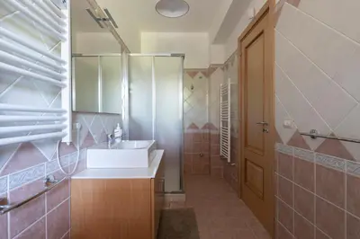 Bagno di Villa Vulcano, tra l'Etna e il mare