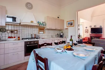 Cucina o angolo cottura di Villa Praiola - Exclusive seafacing mansion with pool and Jacuzzi