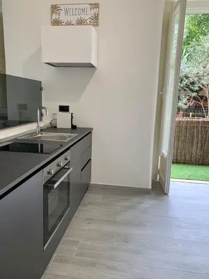 Cucina o angolo cottura di AJ Lux Apartments