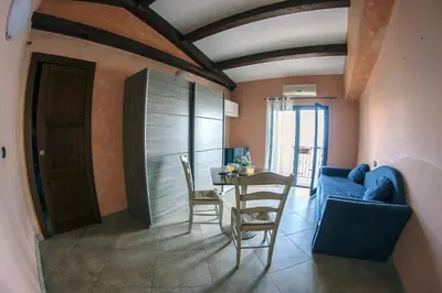 Area soggiorno di Charming apartment in Capo Mulini with sea view - 50 m²