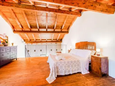 Letto o letti in una camera di Villa with pool and panoramic surroundings