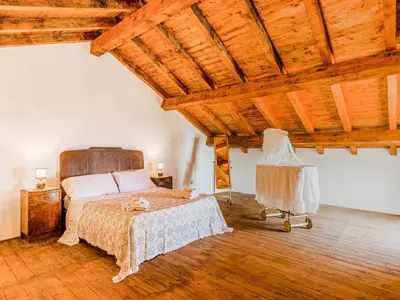 Letto o letti in una camera di Villa with pool and panoramic surroundings