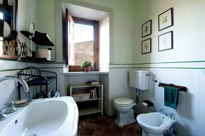 Bagno di villa dei limoni