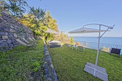 Paesaggio naturale nelle vicinanze della casa vacanze