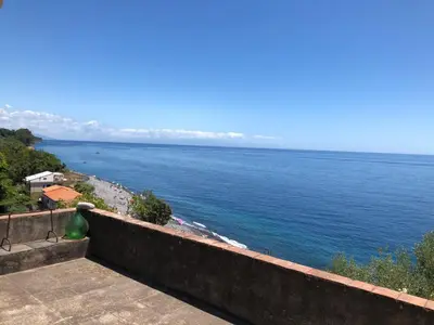 Paesaggio naturale nelle vicinanze della casa vacanze