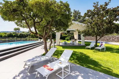 Piscina di Villa Isabella o nelle vicinanze