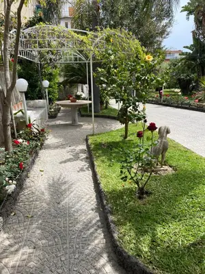 Giardino di Casa delle Rose
