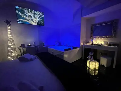 TV o dispositivi per l'intrattenimento presso Suite Vico li cuti