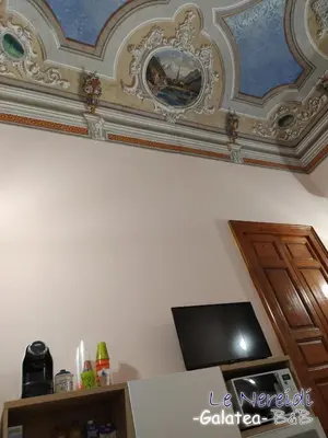 TV o dispositivi per l'intrattenimento presso Le Nereidi b&b Acireale Centro
