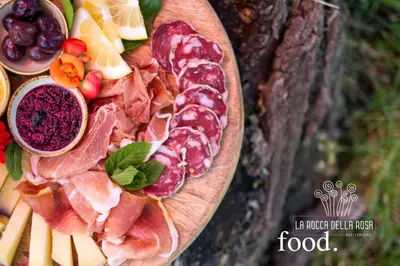 Cibo presso l'agriturismo o nelle vicinanze
