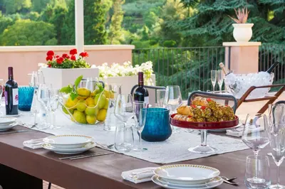 Cibo presso la villa o nelle vicinanze