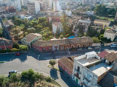 Vista generica su Catania o vista sulla città dall'interno dell'appartamento
