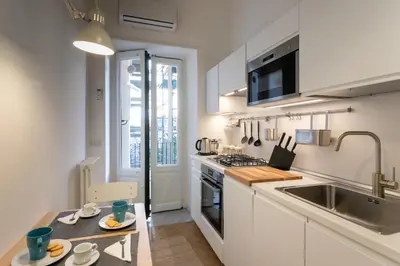 Cucina o angolo cottura di VITTORIO EMANUELE HOUSE