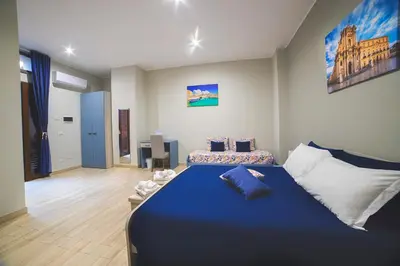 Letto o letti in una camera di La Vie Fuille Bed and Breakfast